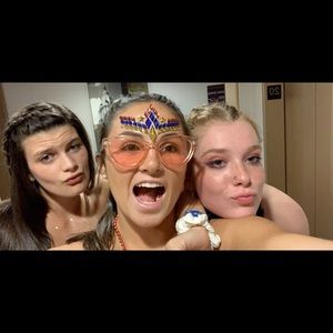 Meet your Posher, Lindsay